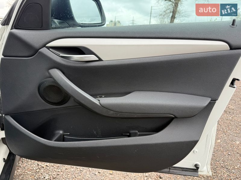 Позашляховик / Кросовер BMW X1 2012 в Києві