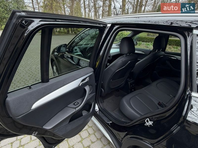 Позашляховик / Кросовер BMW X1 2016 в Львові фото 17 Позашляховик / Кросовер BMW X1 2016 в Львові