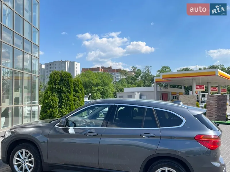 BMW X1