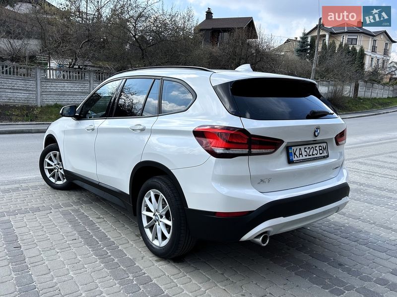 Внедорожник / Кроссовер BMW X1 2022 в Киеве фото 4 Внедорожник / Кроссовер BMW X1 2022 в Киеве
