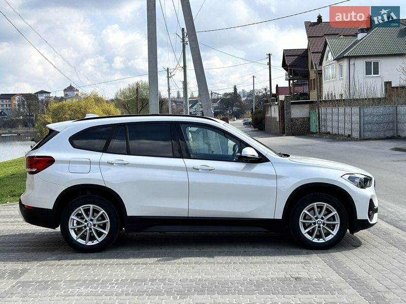Внедорожник / Кроссовер BMW X1 2022 в Киеве фото 14 Внедорожник / Кроссовер BMW X1 2022 в Киеве