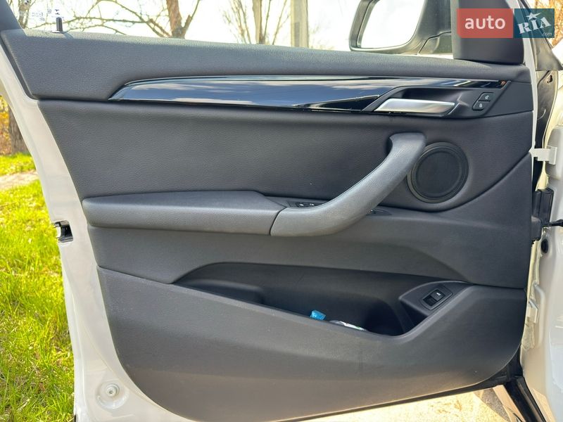 Позашляховик / Кросовер BMW X1 2018 в Києві фото 21 Позашляховик / Кросовер BMW X1 2018 в Києві