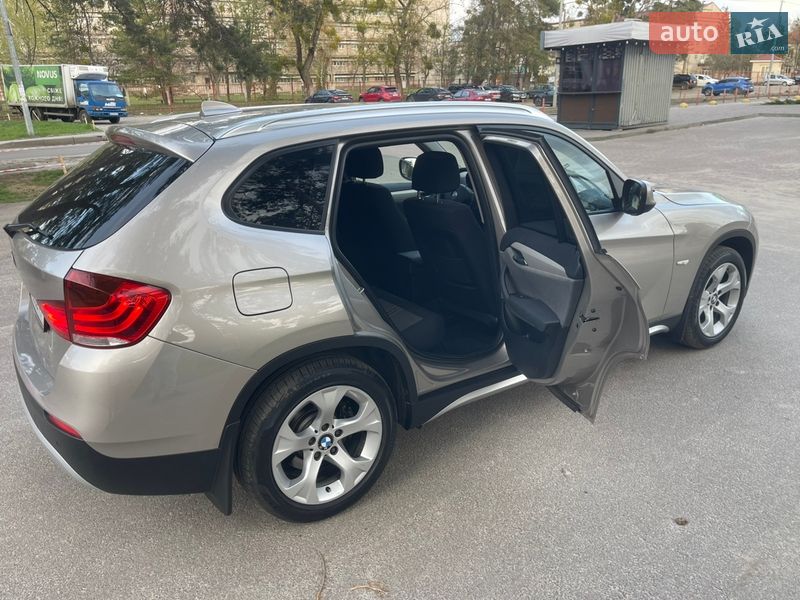 Внедорожник / Кроссовер BMW X1 2010 в Броварах