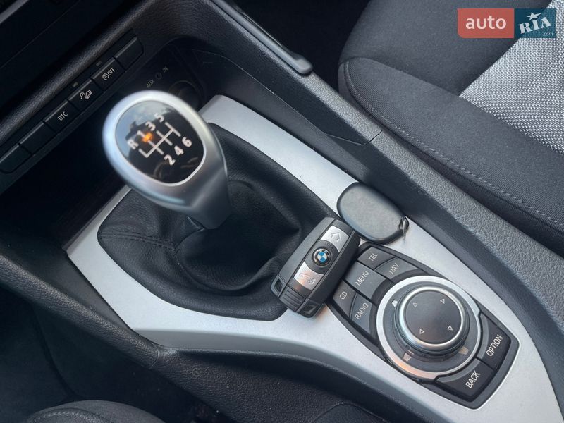 Внедорожник / Кроссовер BMW X1 2010 в Броварах