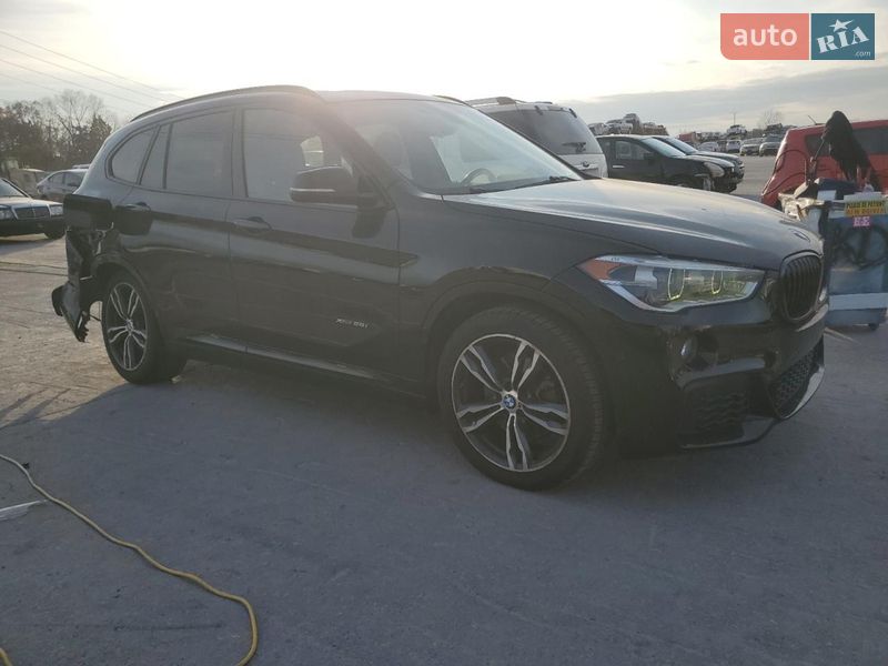 Позашляховик / Кросовер BMW X1 2017 в Львові