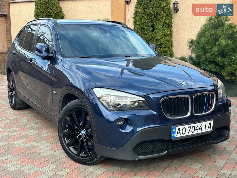 BMW X1 2011