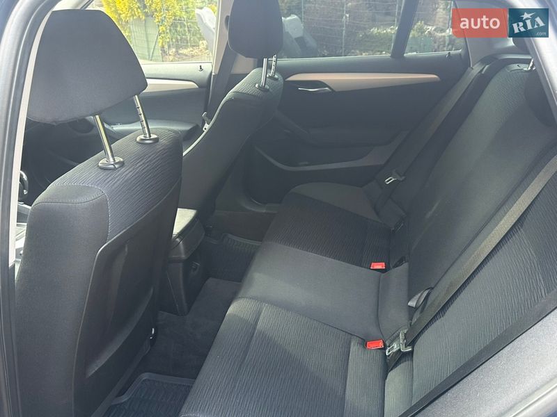 Позашляховик / Кросовер BMW X1 2011 в Мукачевому