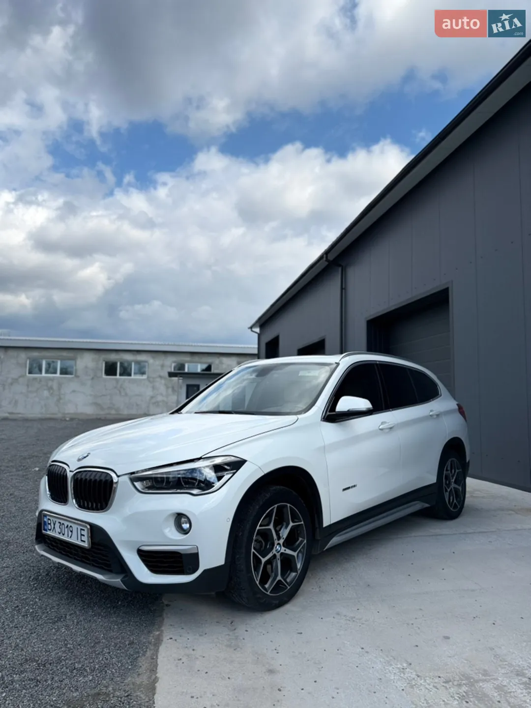 2017 BMW X1 - мініатюра 9