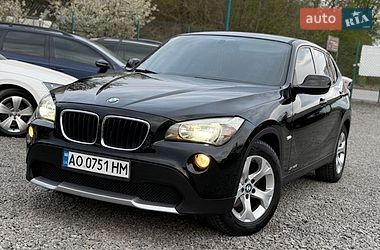 Внедорожник / Кроссовер BMW X1 2011 в Хусте