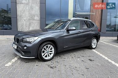 Позашляховик / Кросовер BMW X1 2014 в Києві