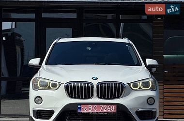 Позашляховик / Кросовер BMW X1 2016 в Києві