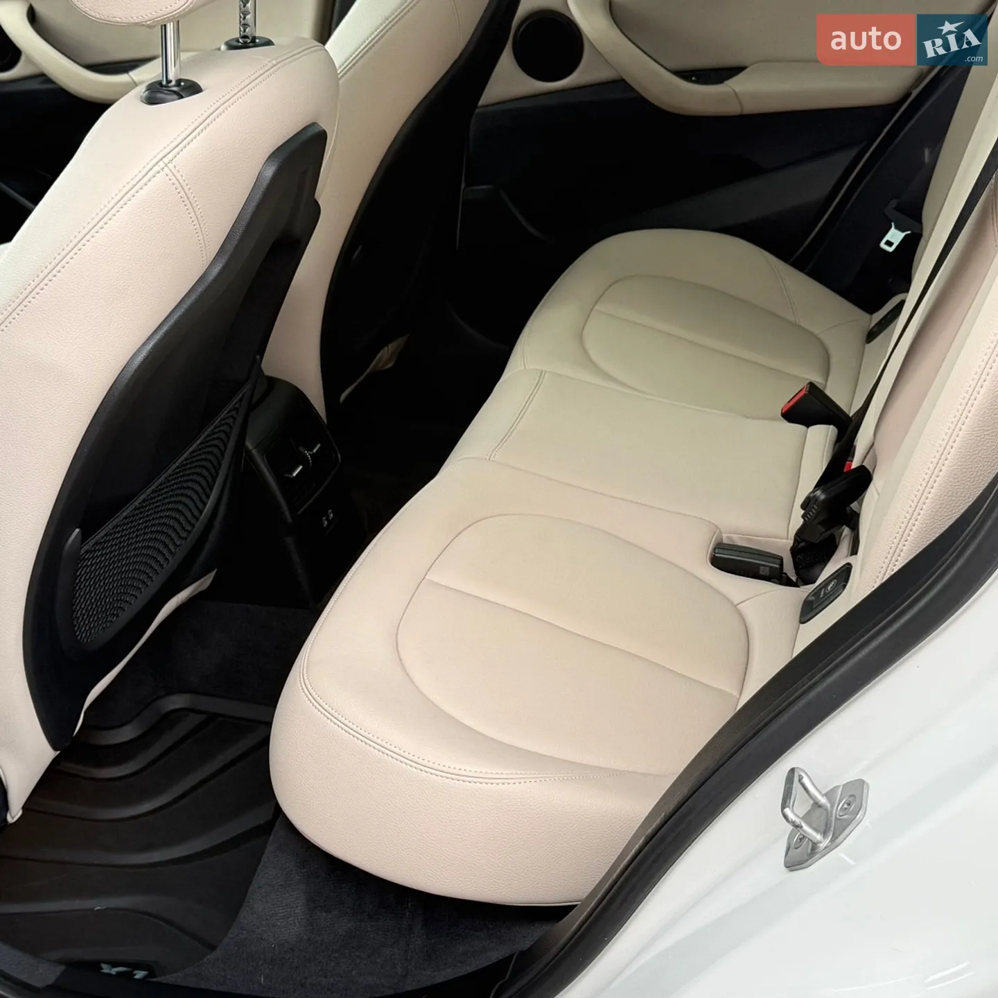 2021 BMW X1 - мініатюра 35