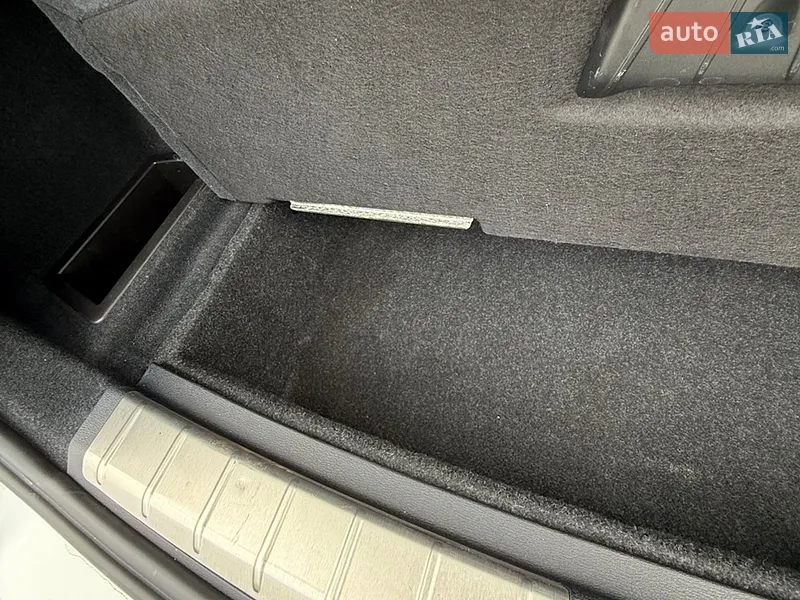 BMW X1 2021 VIN WBXJG9C07M5U40101 фото оголошення 61 з 122