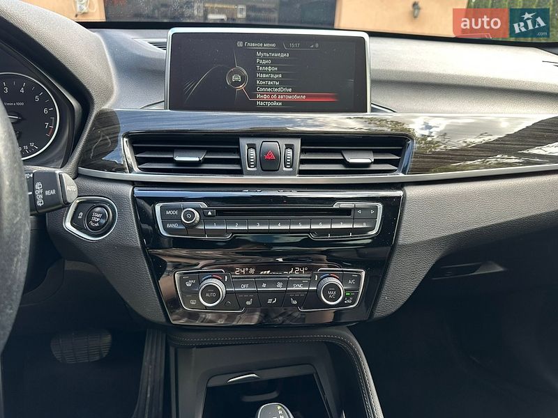 Внедорожник / Кроссовер BMW X1 2016 в Львове