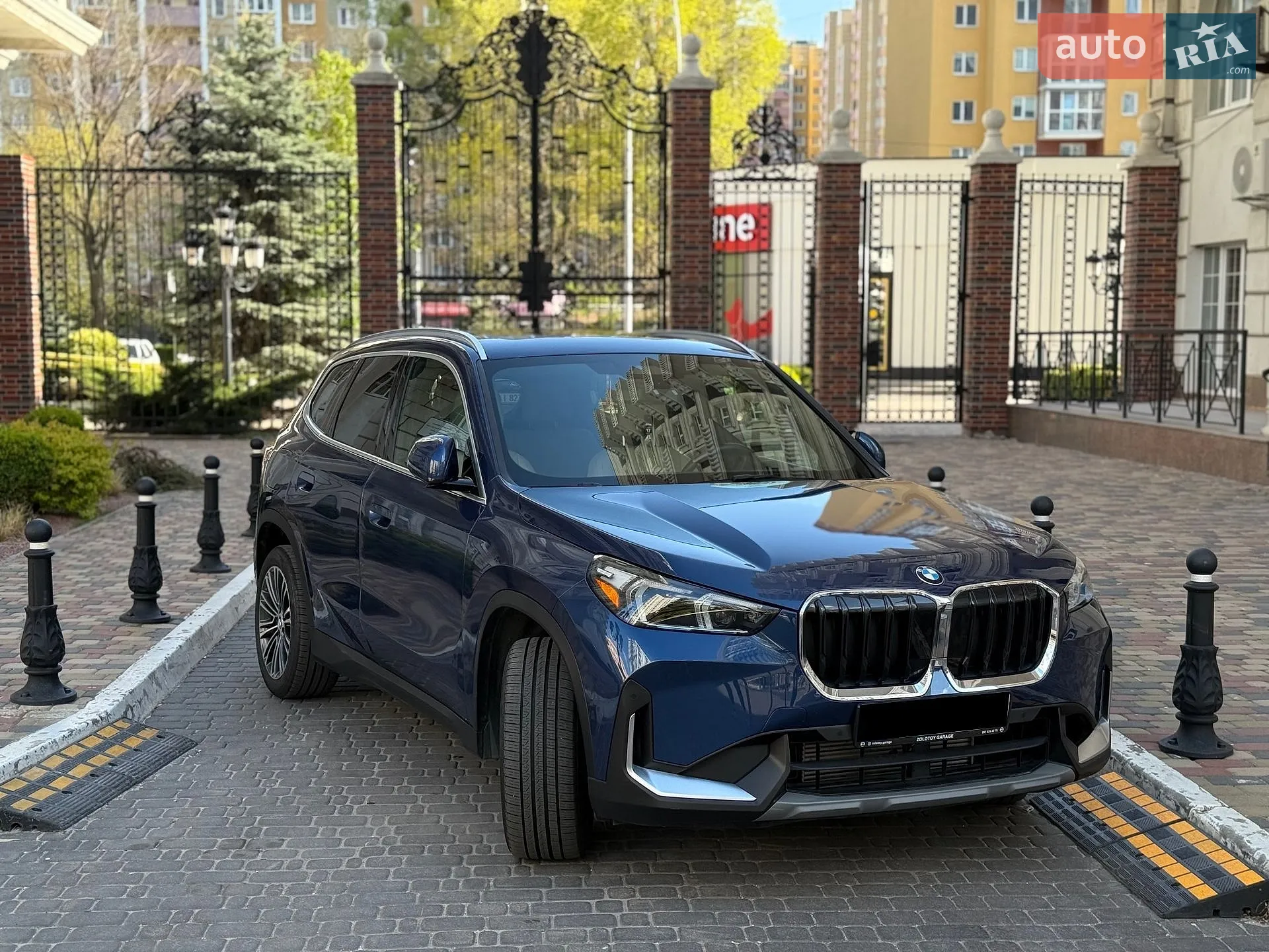 2022 BMW X1 - фото 1