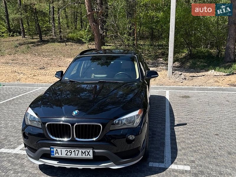Внедорожник / Кроссовер BMW X1 2014 в Обухове