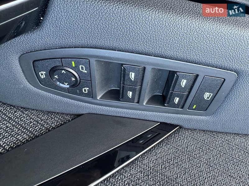 Внедорожник / Кроссовер BMW X1 2024 в Киеве