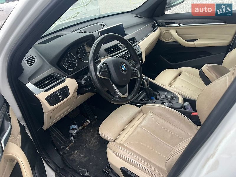 Внедорожник / Кроссовер BMW X1 2017 в Львове