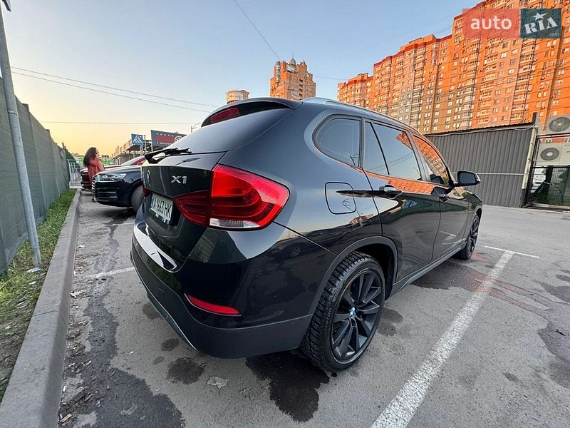 Внедорожник / Кроссовер BMW X1 2012 в Киеве