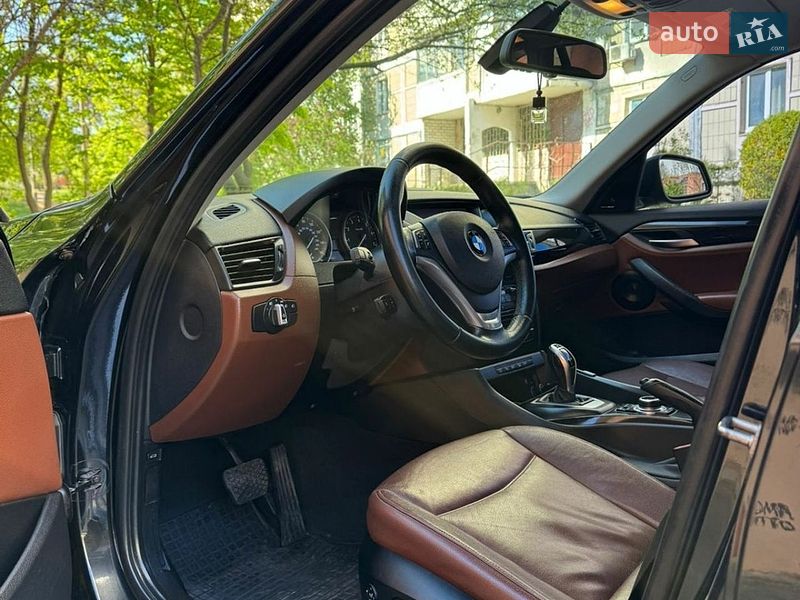 Внедорожник / Кроссовер BMW X1 2012 в Киеве