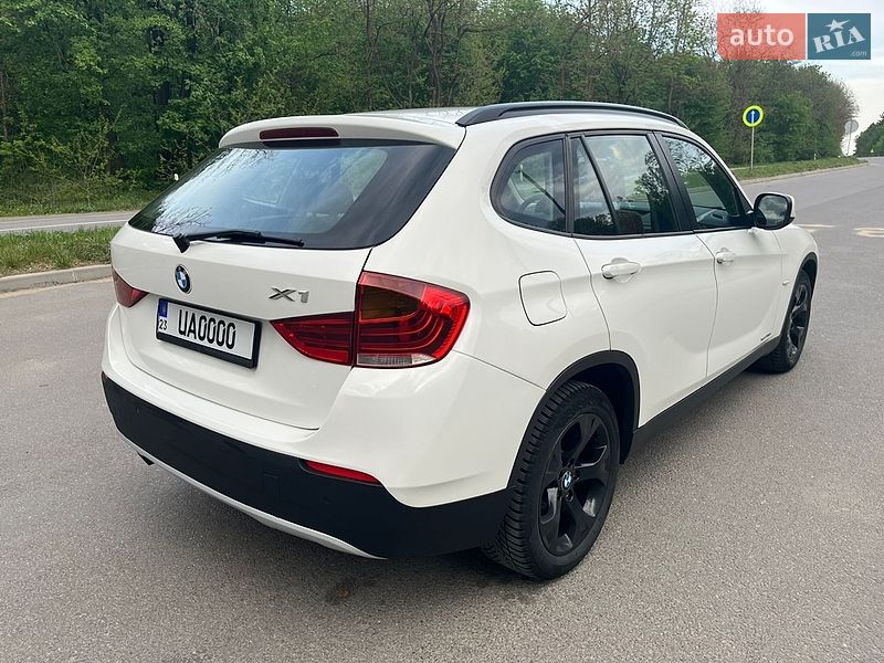 Внедорожник / Кроссовер BMW X1 2010 в Хмельницком