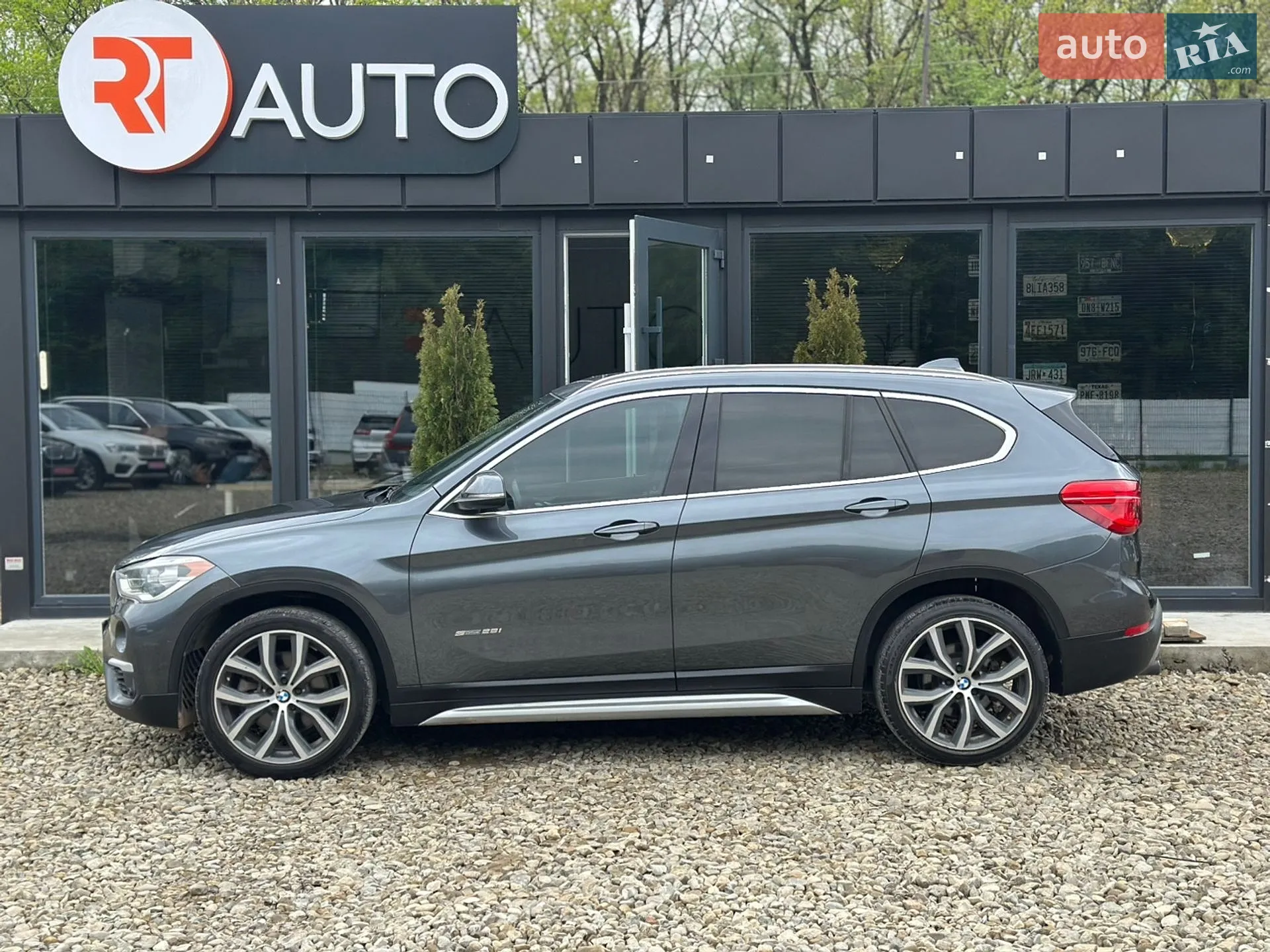 2016 BMW X1 - мініатюра 2