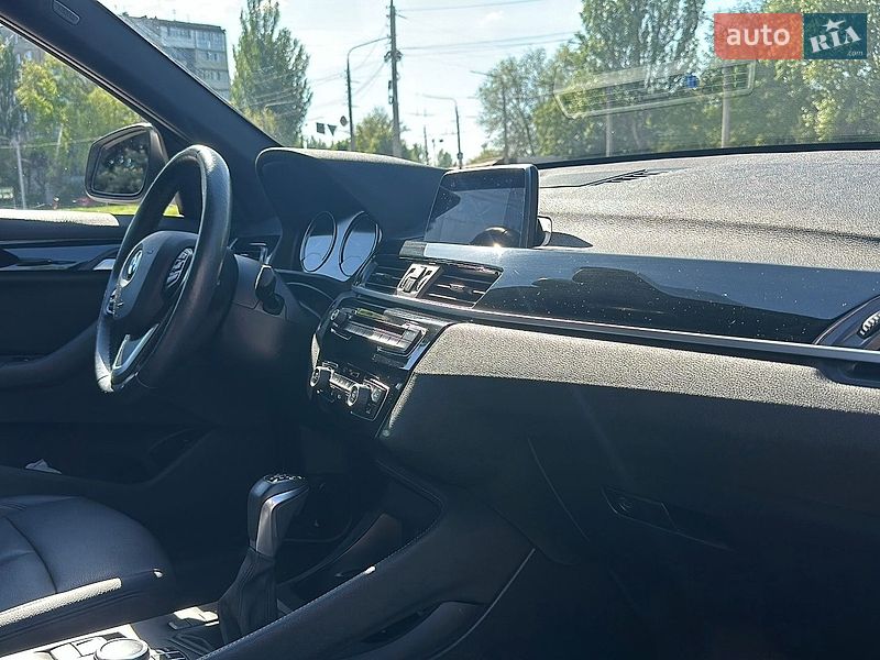 Внедорожник / Кроссовер BMW X1 2018 в Запорожье