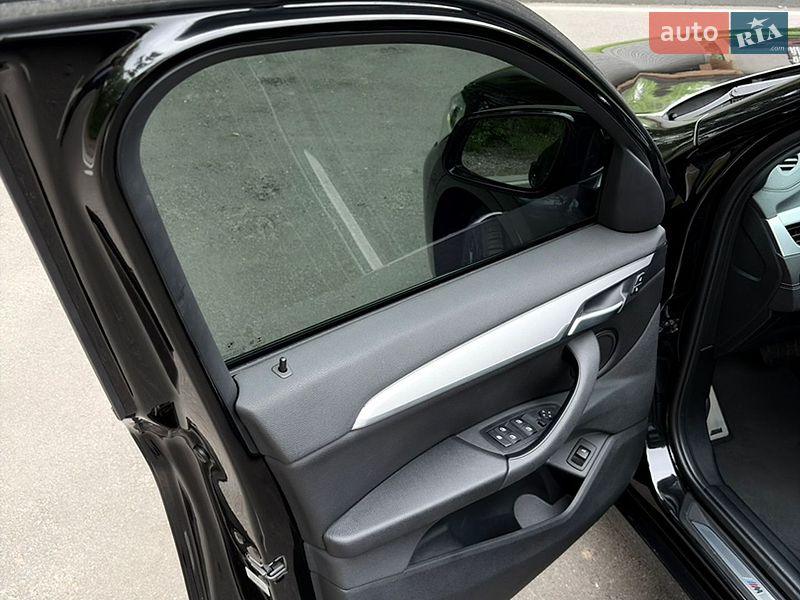 Внедорожник / Кроссовер BMW X1 2020 в Киеве