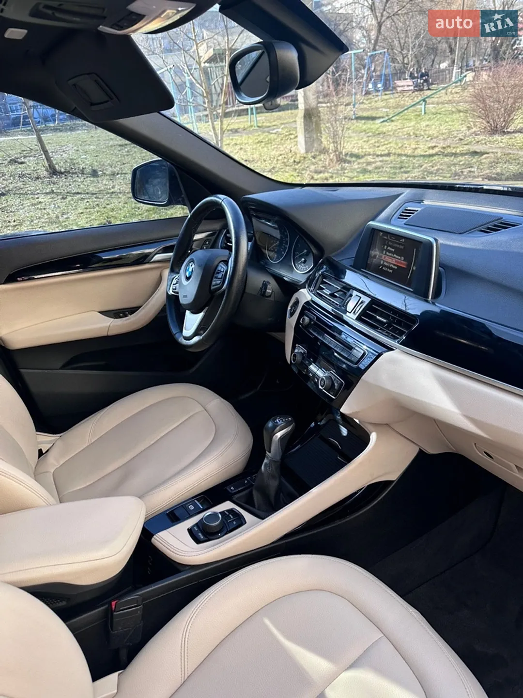 2016 BMW X1 - мініатюра 15
