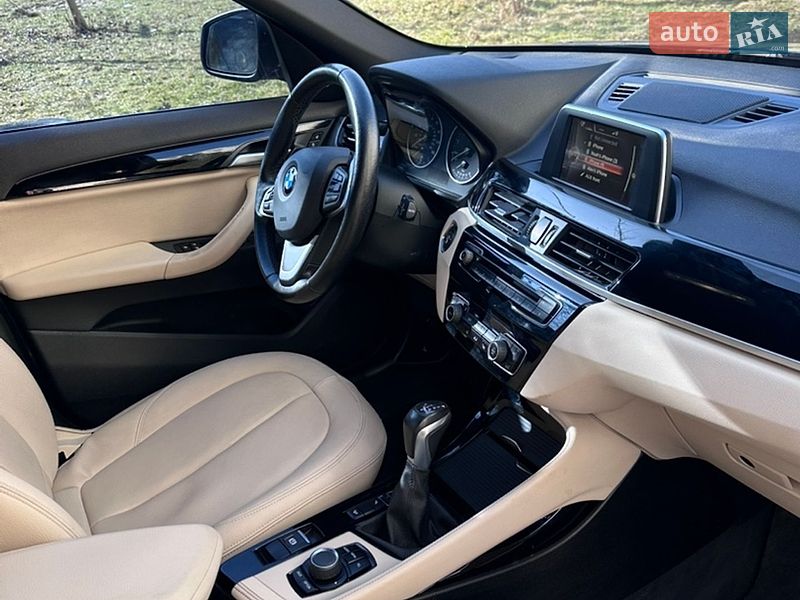 Внедорожник / Кроссовер BMW X1 2016 в Ивано-Франковске