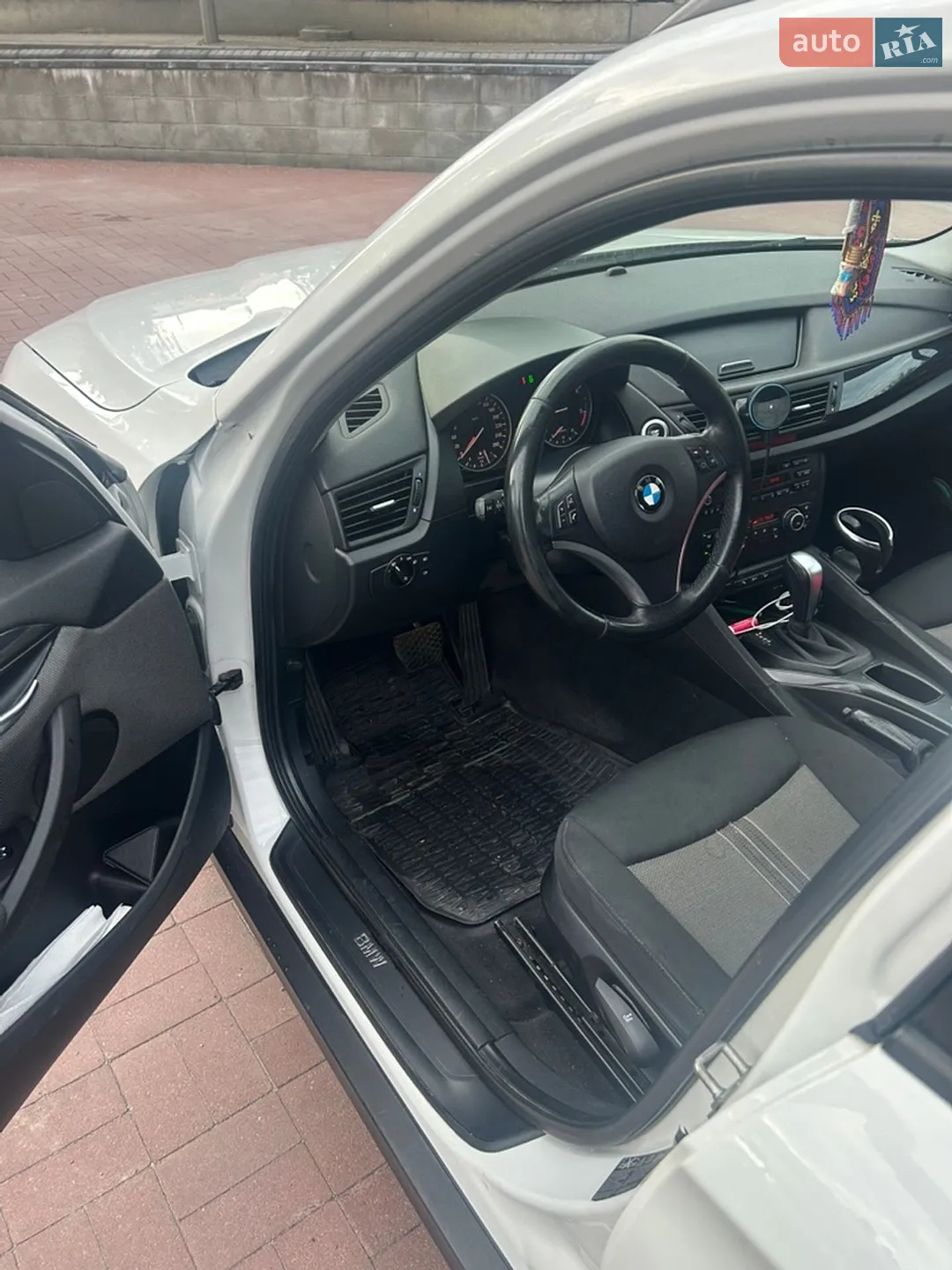 2011 BMW X1 - мініатюра 10
