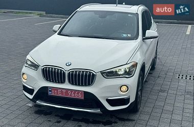 Внедорожник / Кроссовер BMW X1 2016 в Самборе