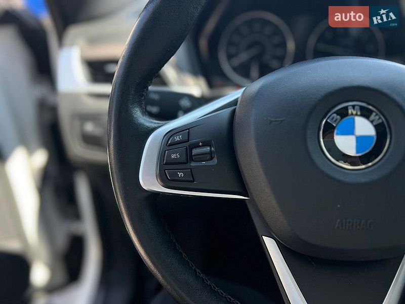 Позашляховик / Кросовер BMW X1 2016 в Івано-Франківську