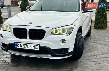 Внедорожник / Кроссовер BMW X1 2015 в Киеве