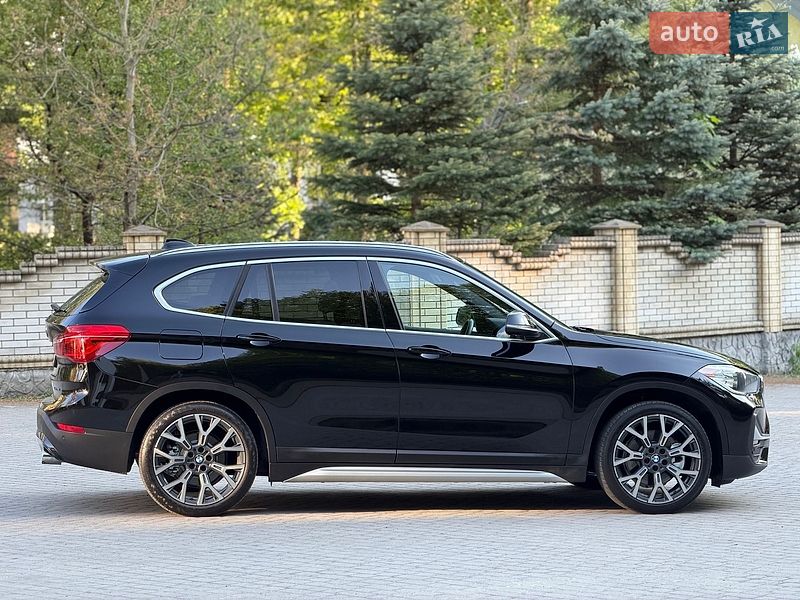 Внедорожник / Кроссовер BMW X1 2020 в Львове