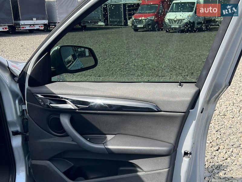 Внедорожник / Кроссовер BMW X1 2018 в Ковеле
