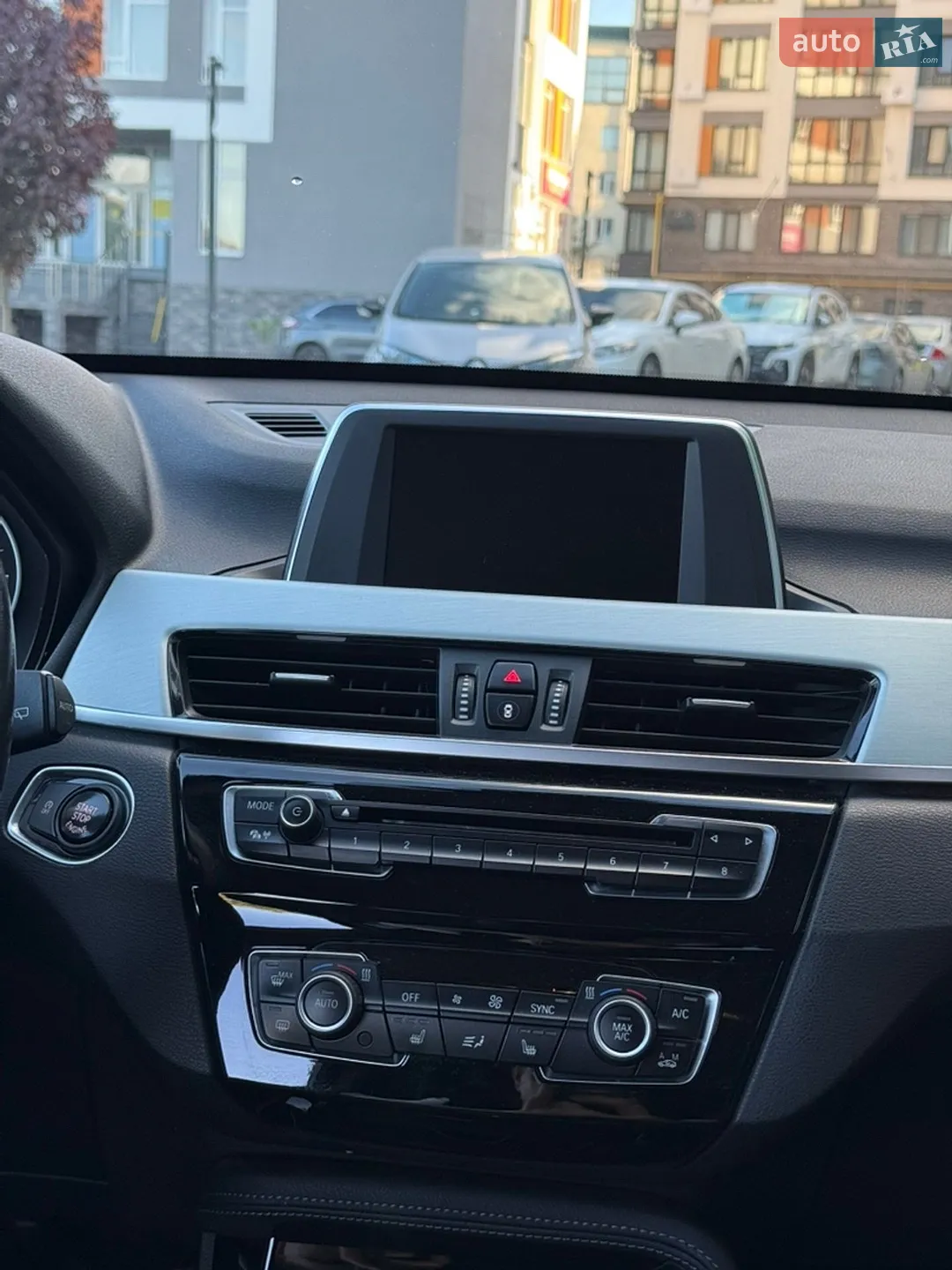 2016 BMW X1 - мініатюра 12