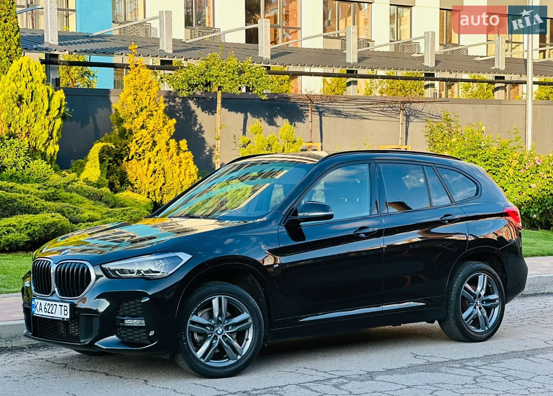 2020 BMW X1 - мініатюра 2