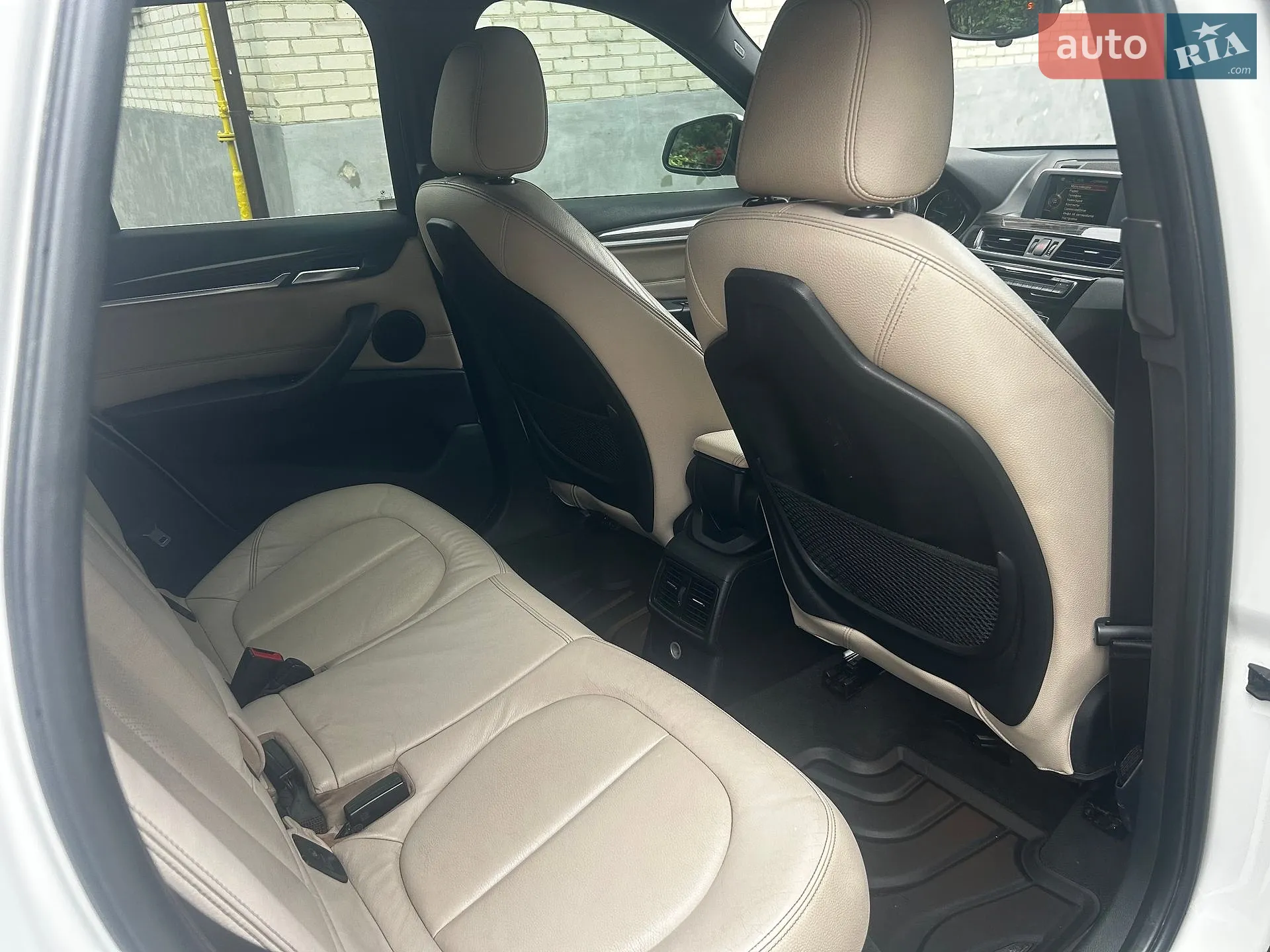 BMW X1 2016 VIN WBXHT3Z38G4A50842 фото оголошення 20 з 36