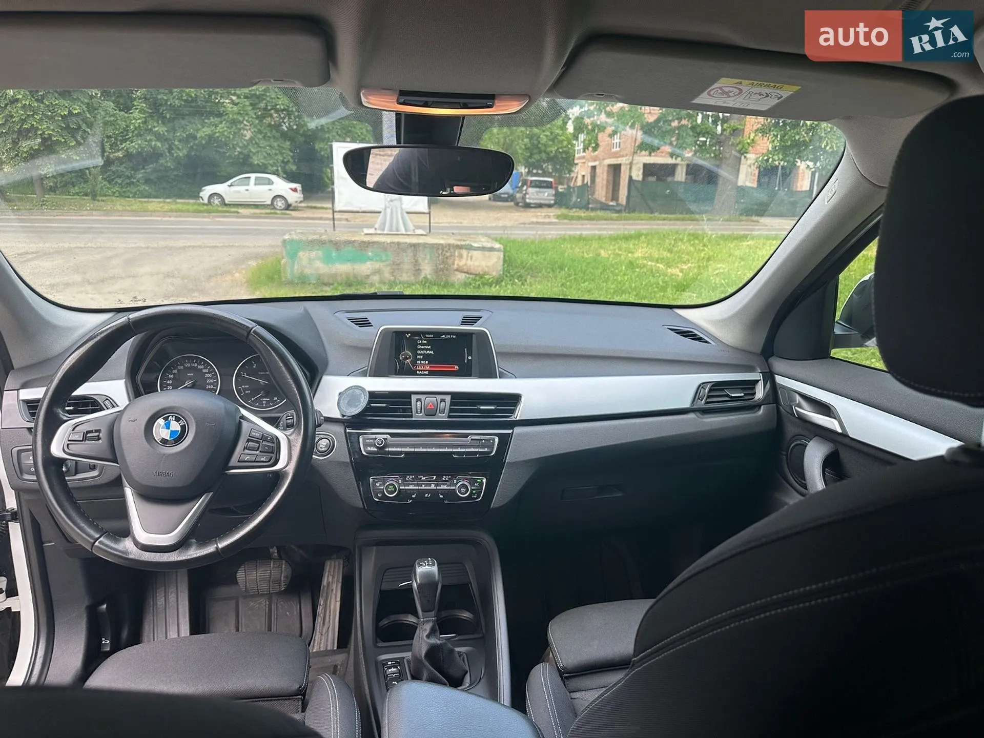 2017 BMW X1 - мініатюра 2
