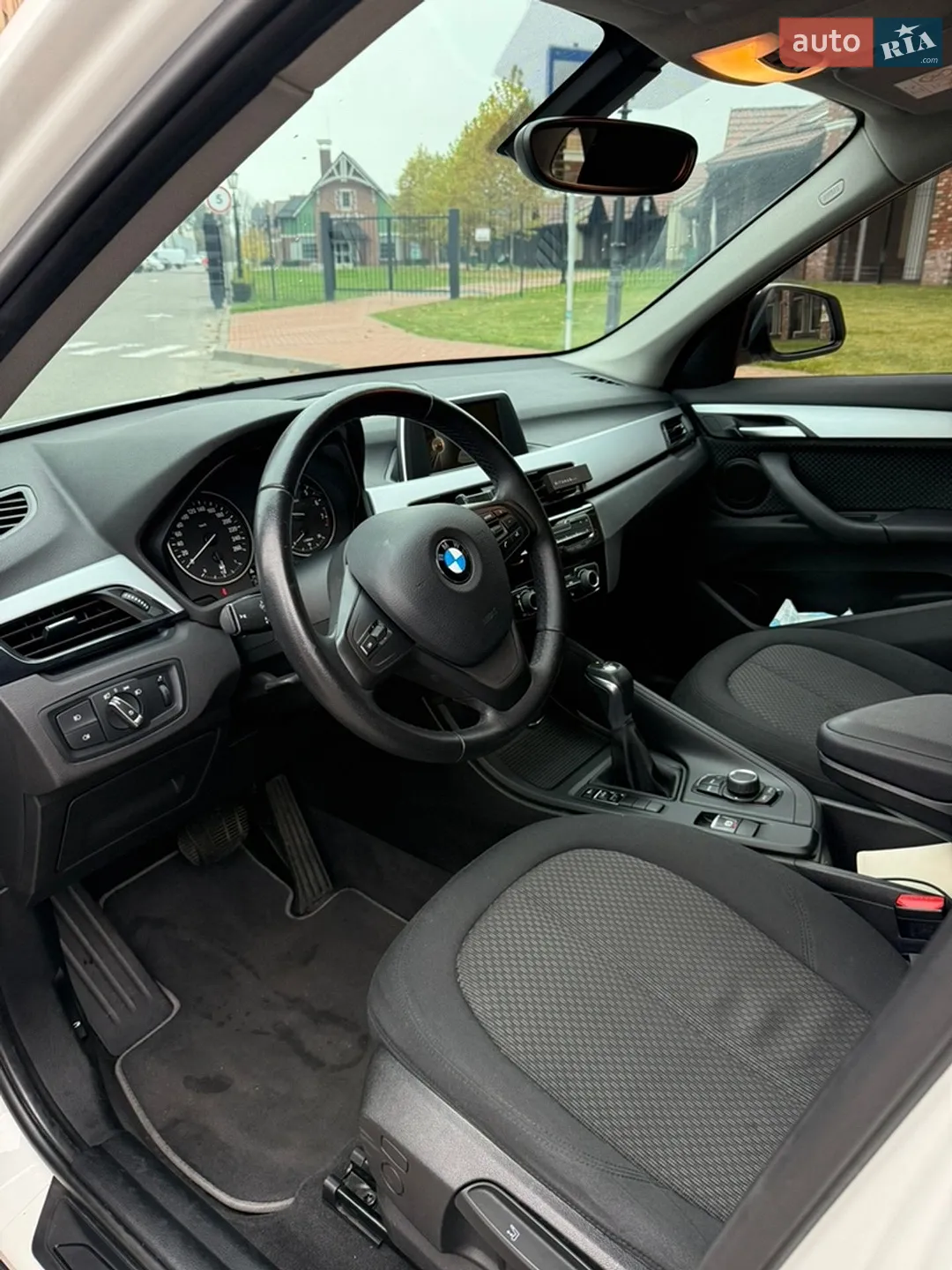 2017 BMW X1 - мініатюра 8