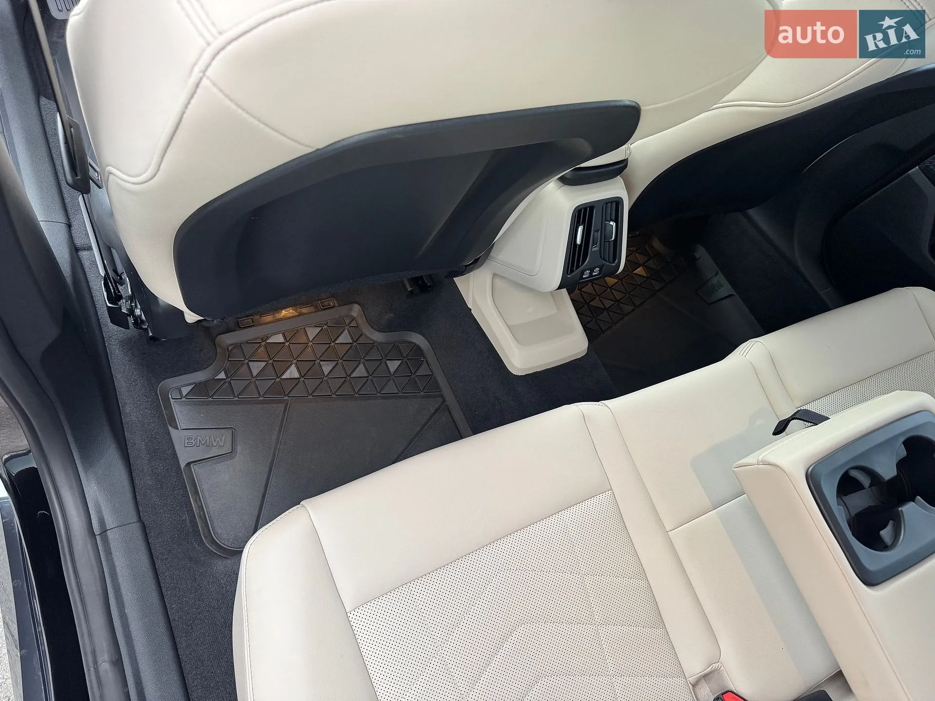 2025 BMW X1 - мініатюра 113