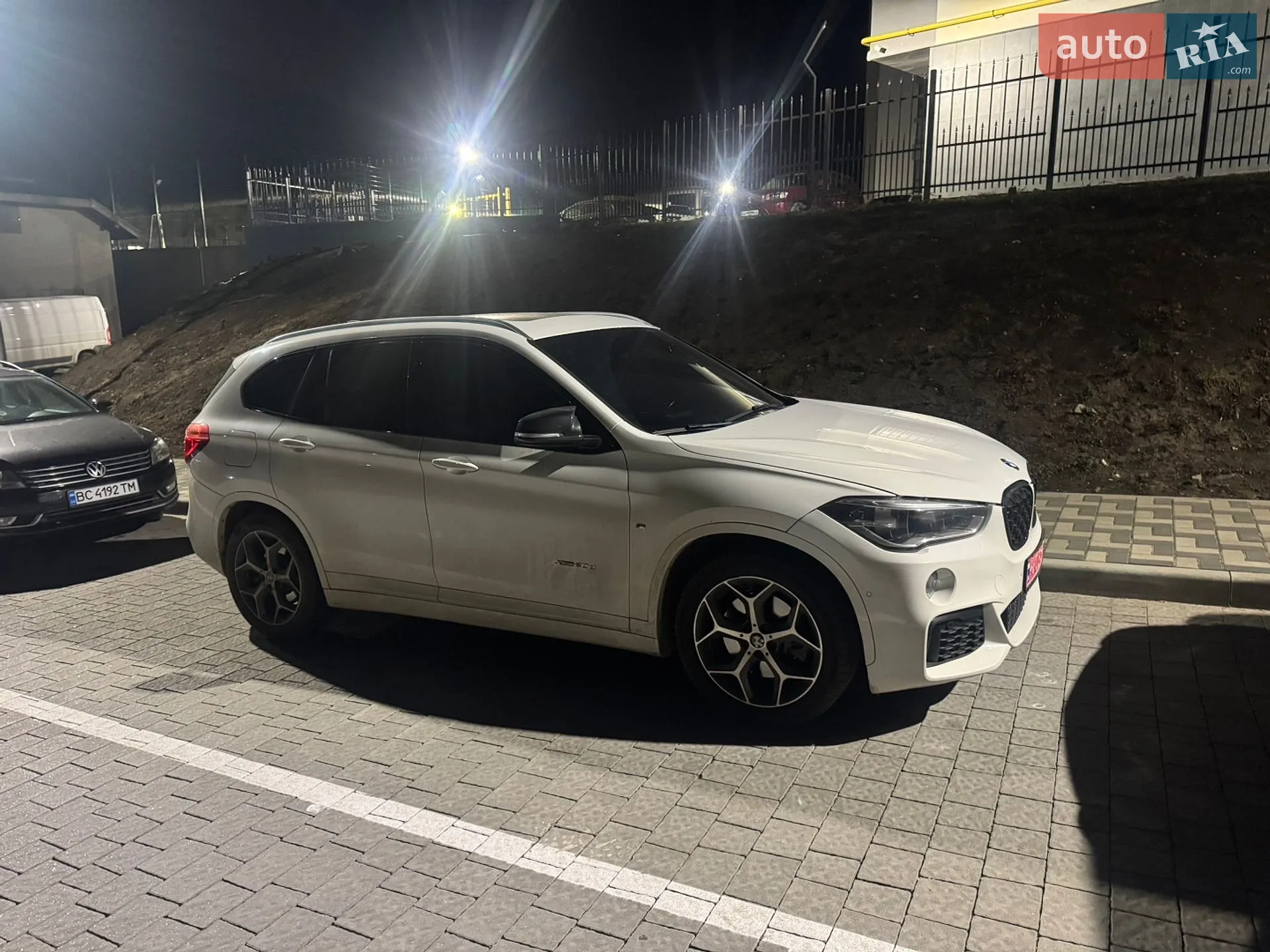 2016 BMW X1 - мініатюра 18