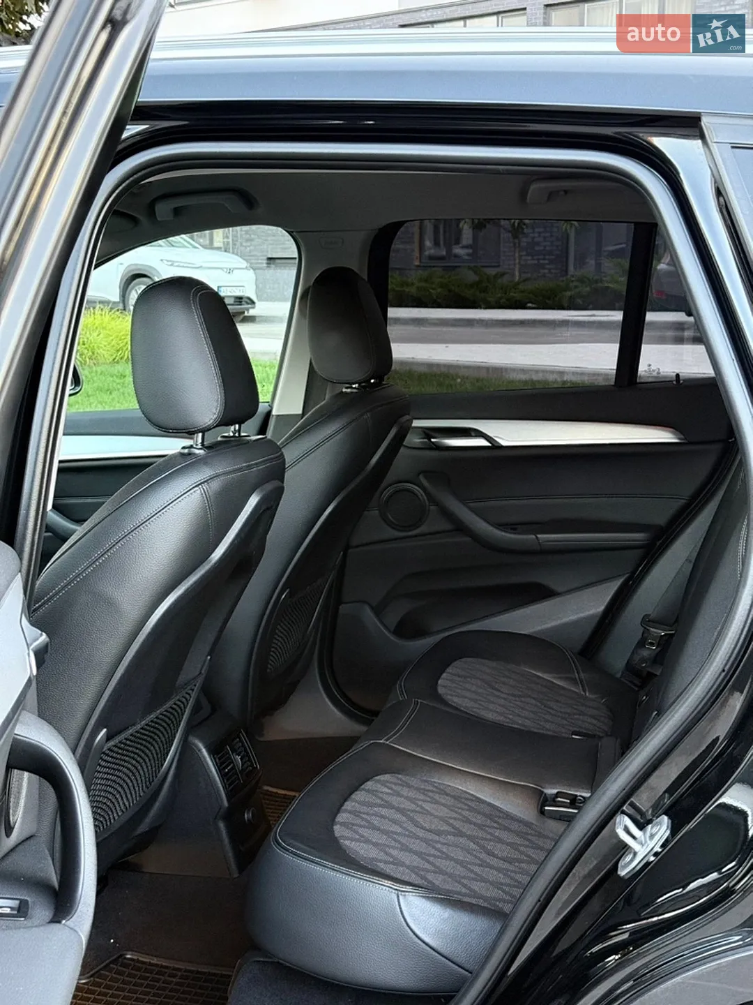 2016 BMW X1 - мініатюра 17