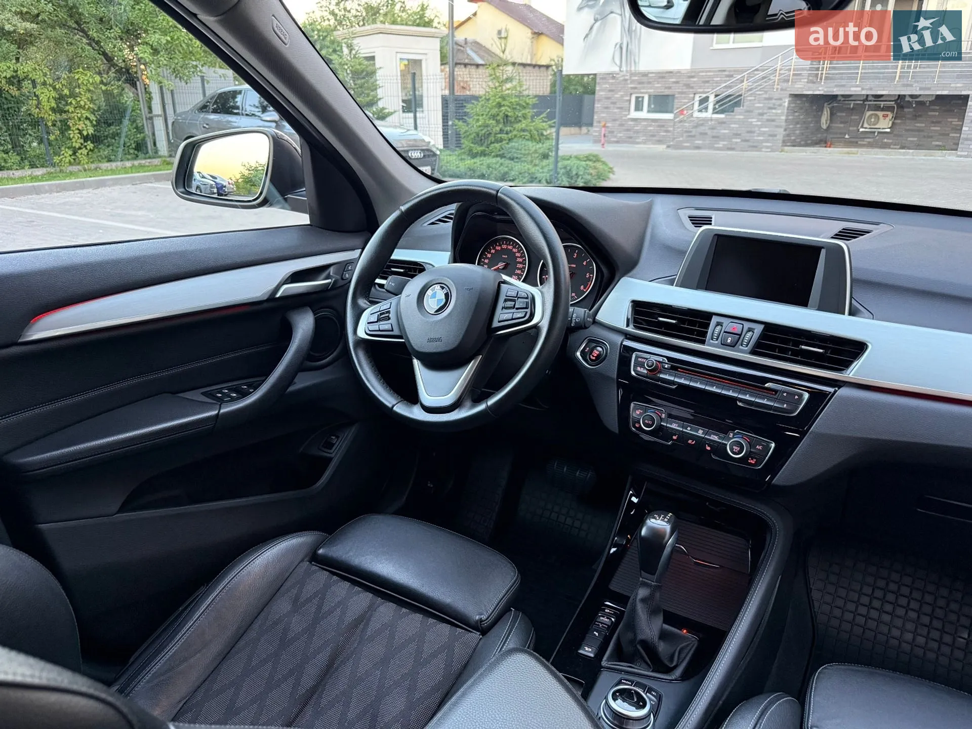 2016 BMW X1 - мініатюра 22