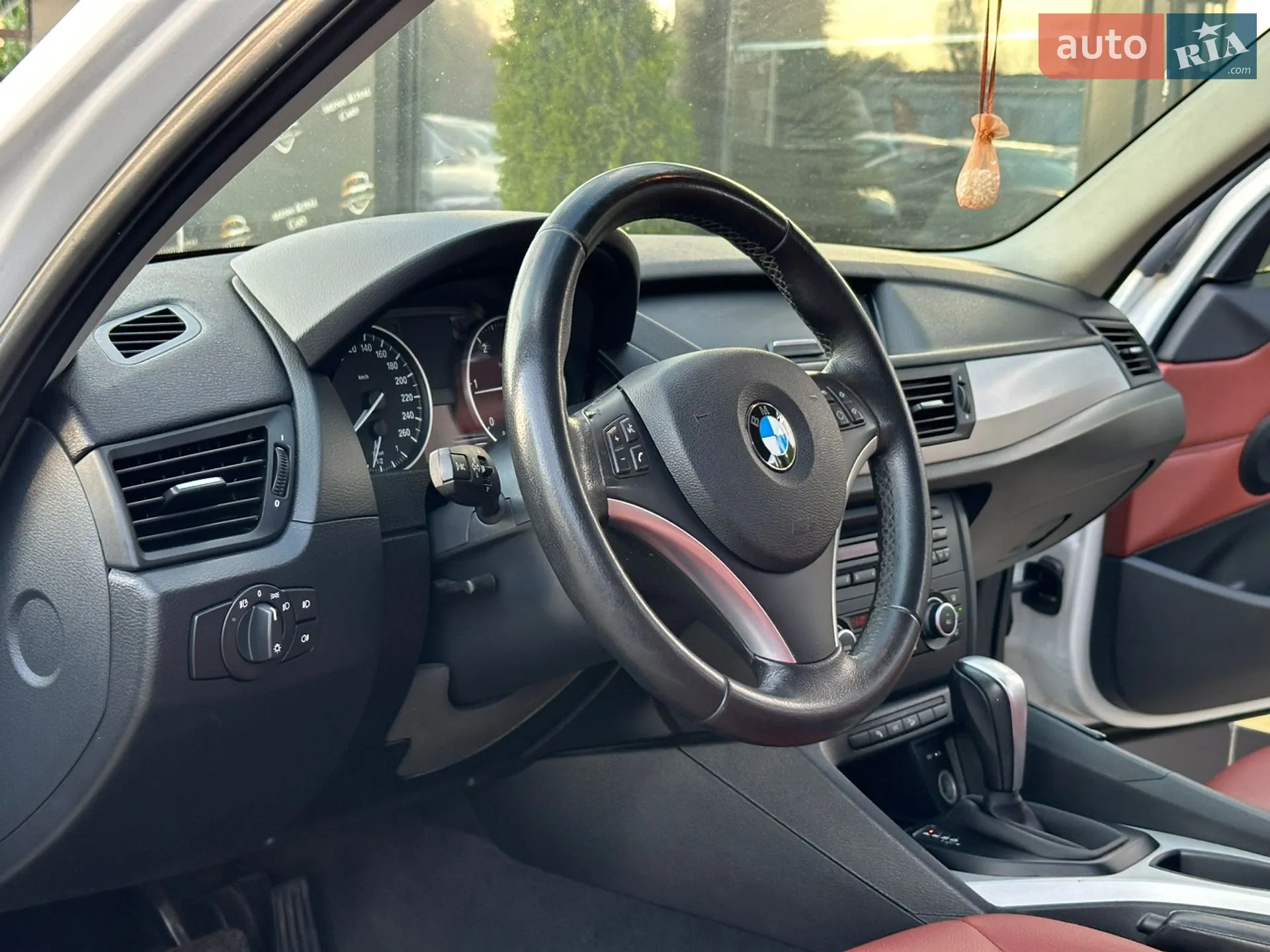 2010 BMW X1 - мініатюра 14