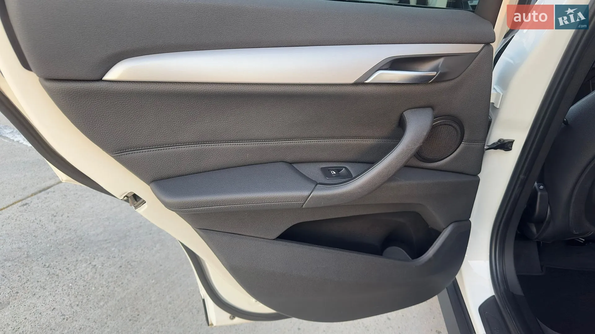 2016 BMW X1 - мініатюра 48
