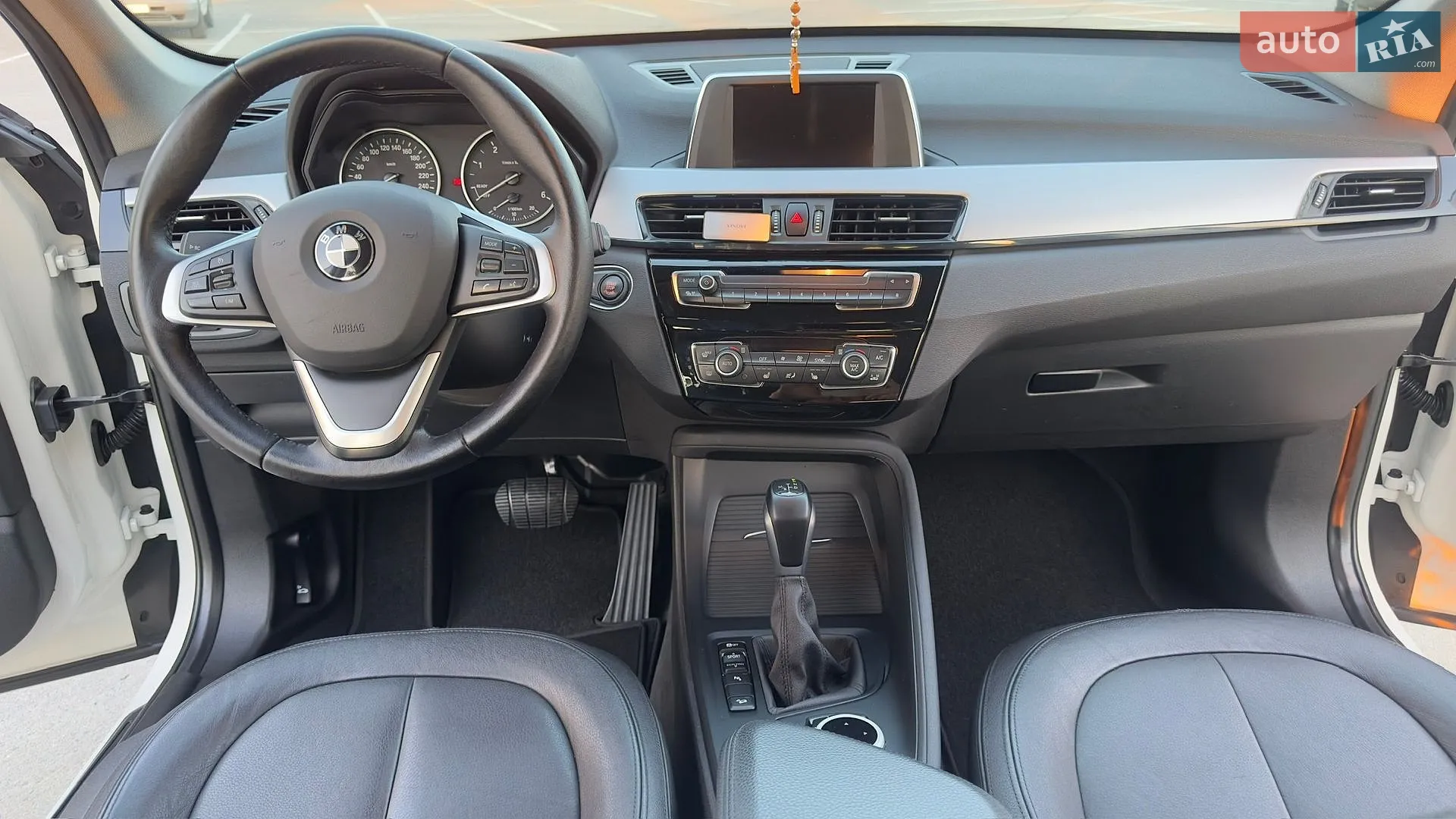 2016 BMW X1 - мініатюра 76