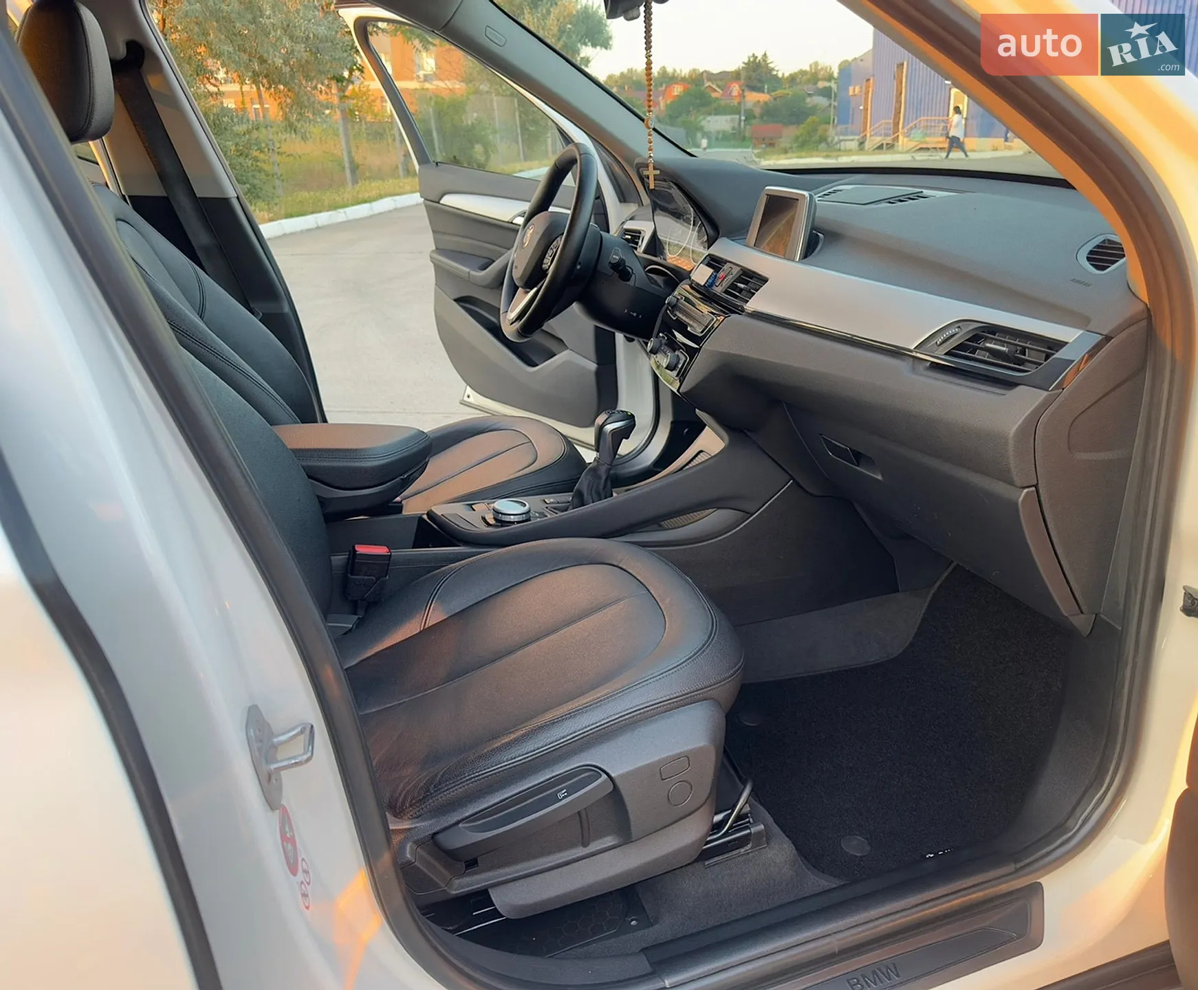 2016 BMW X1 - мініатюра 52