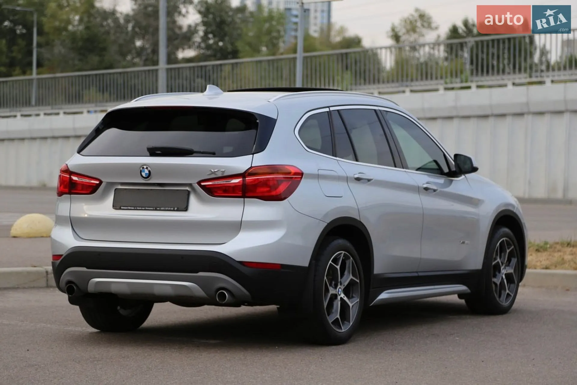2016 BMW X1 - мініатюра 4